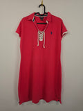 Vestido Polo U.S. Polo Assn. - Estilo Lace-Up - Talla L - Rosa Fucsia - Grado A