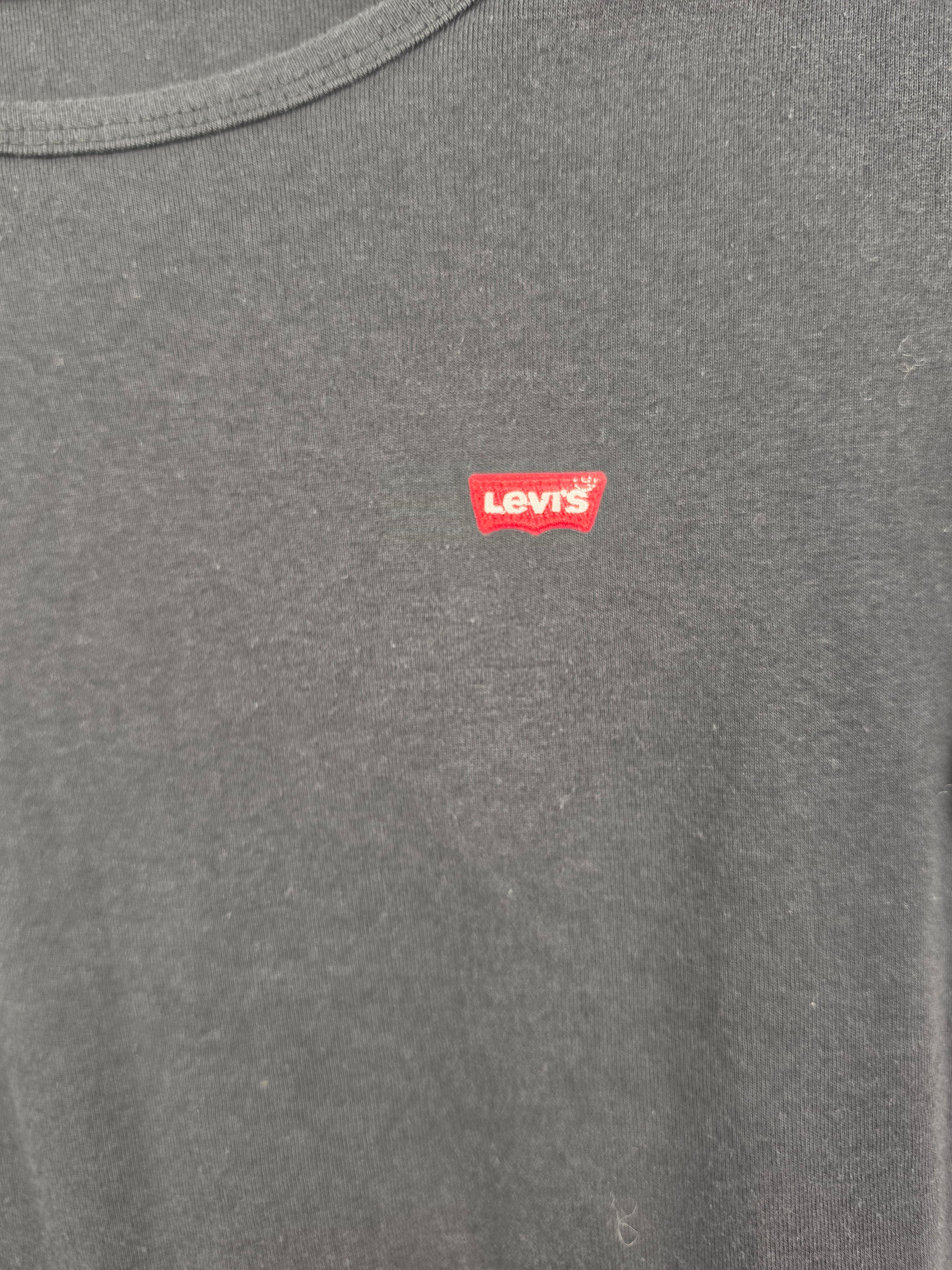 Camiseta Levi's Básica Negra Mujer - Logo Bordado - Talla M (44x57) - Grado A