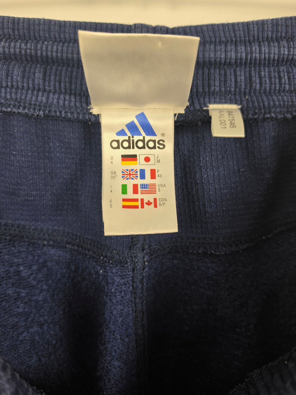 Pantalón Corto Adidas Training - Azul/Rojo - Talla S - Buen Estado