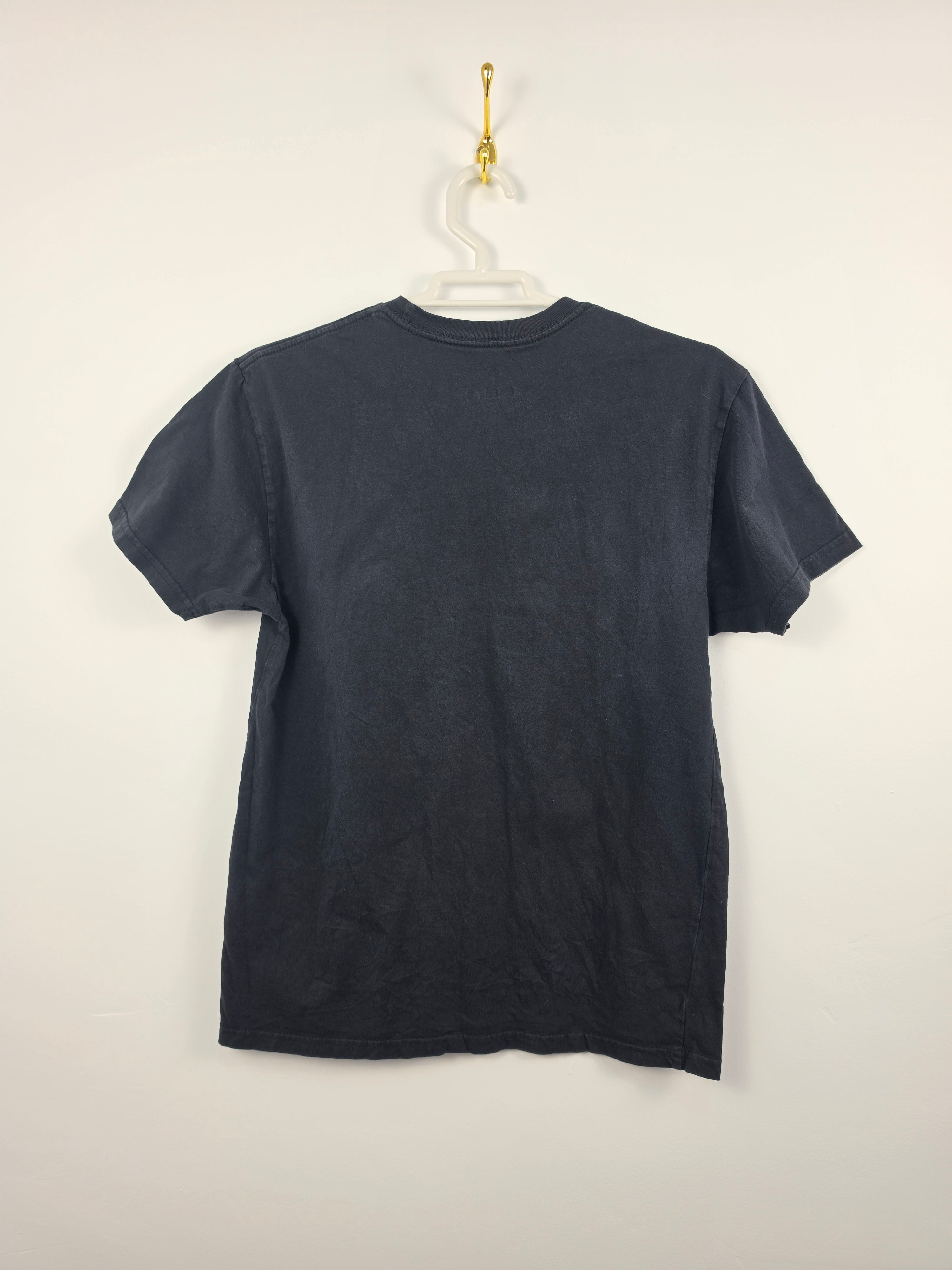 Camiseta Adidas Básica Negra - Logo Bordado - Talla S (46x65) - Grado A