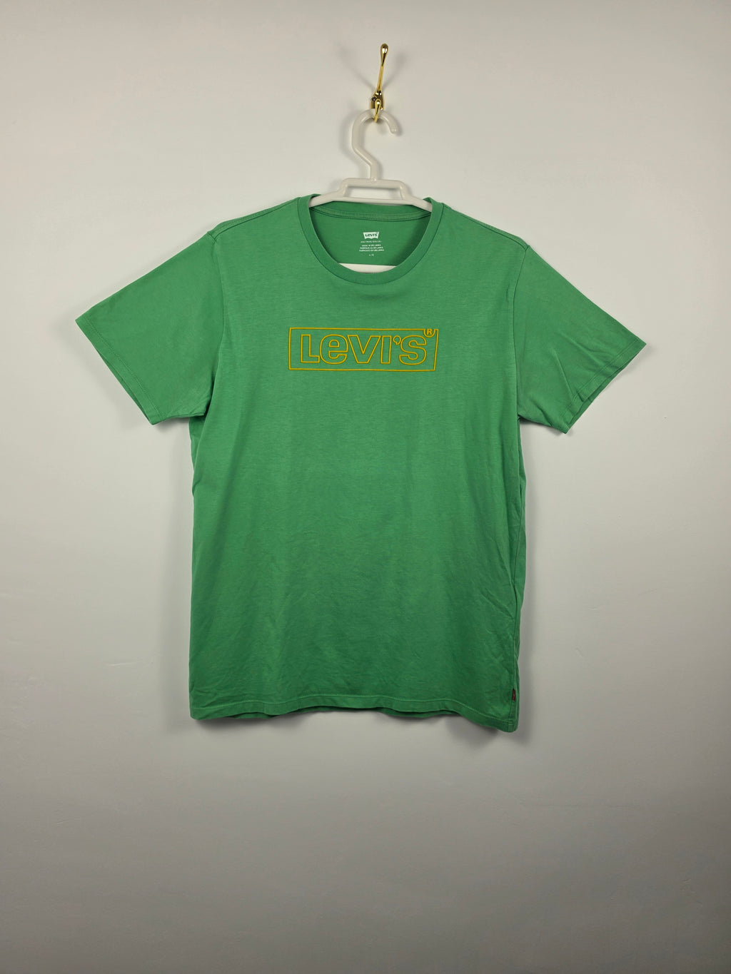 Camiseta Levi's Verde - Talla L - Logo Perfilado Dorado - Grado A