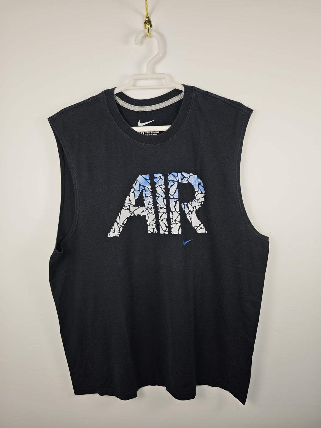 Camiseta de Tirantes Nike Air Negra con Logotipo Degradado Texturizado - Talla XL