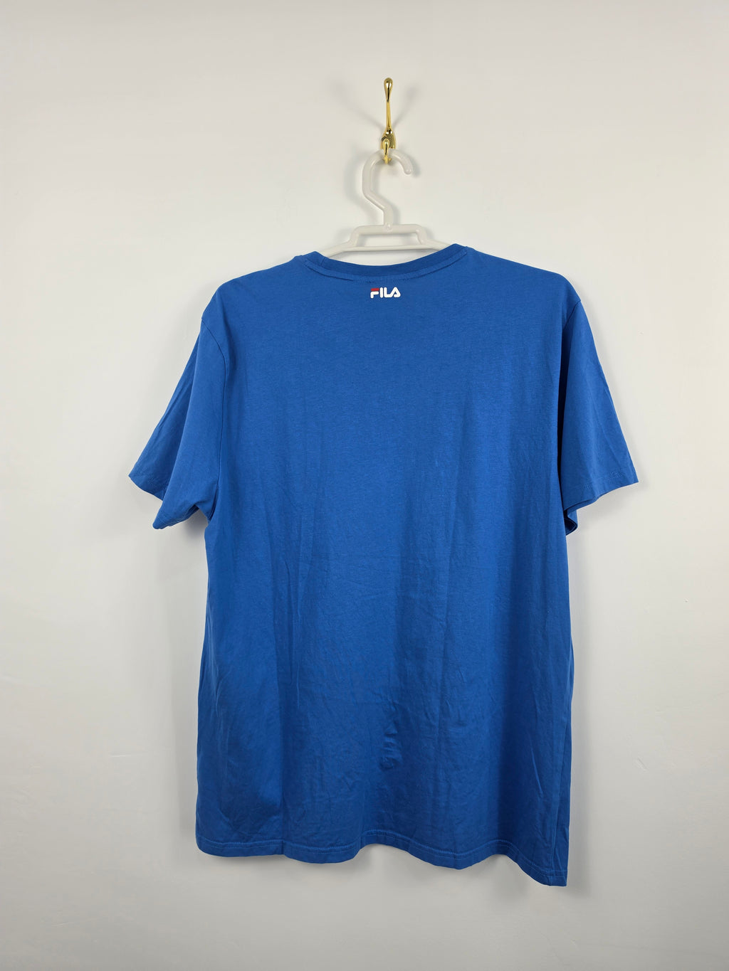 Camiseta Fila Azul Royal - Doble Logo - Talla XL en etiqueta / Talla real L (56x70) - Grado A