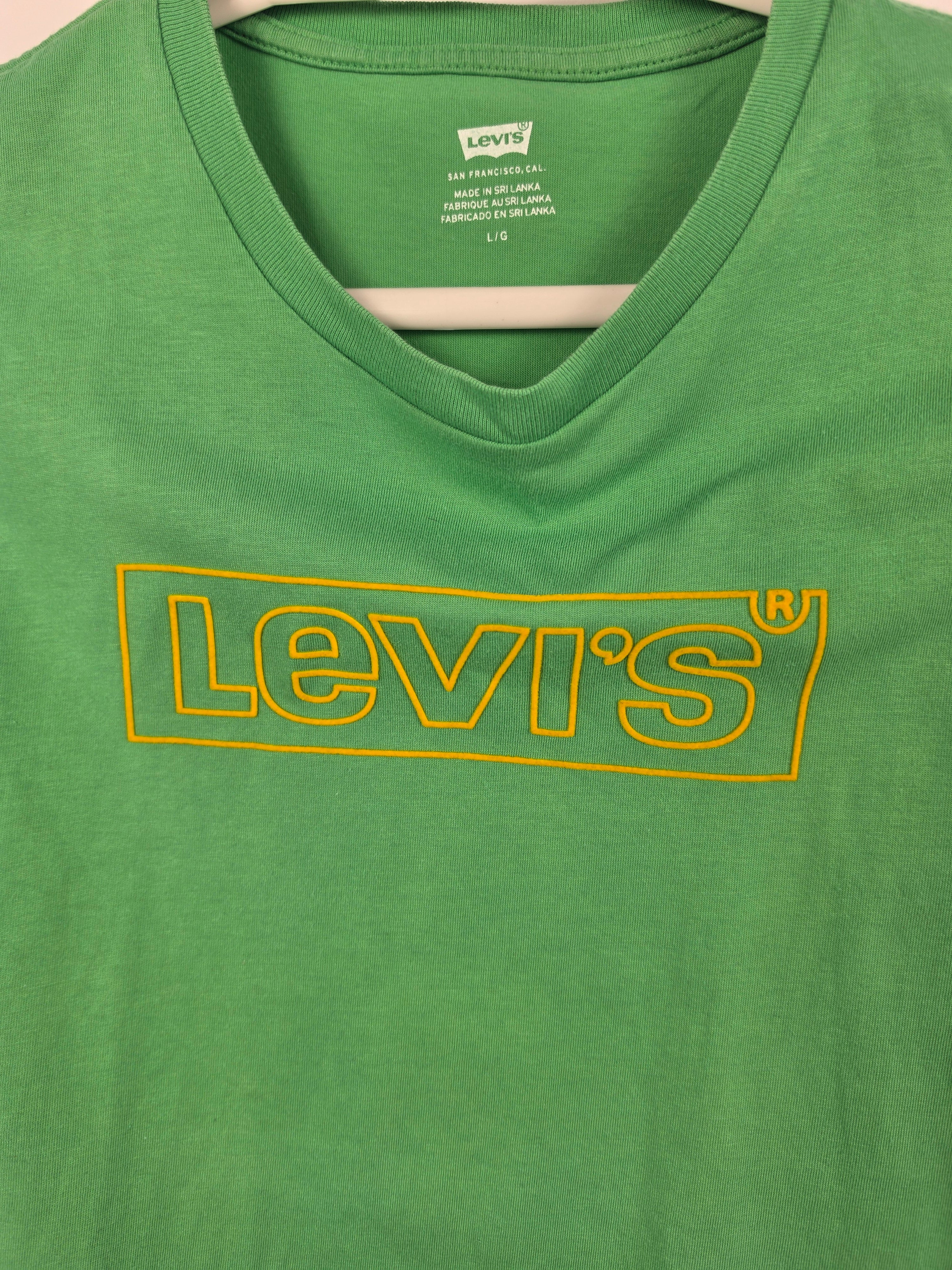 Camiseta Levi's Verde - Talla L - Logo Perfilado Dorado - Grado A