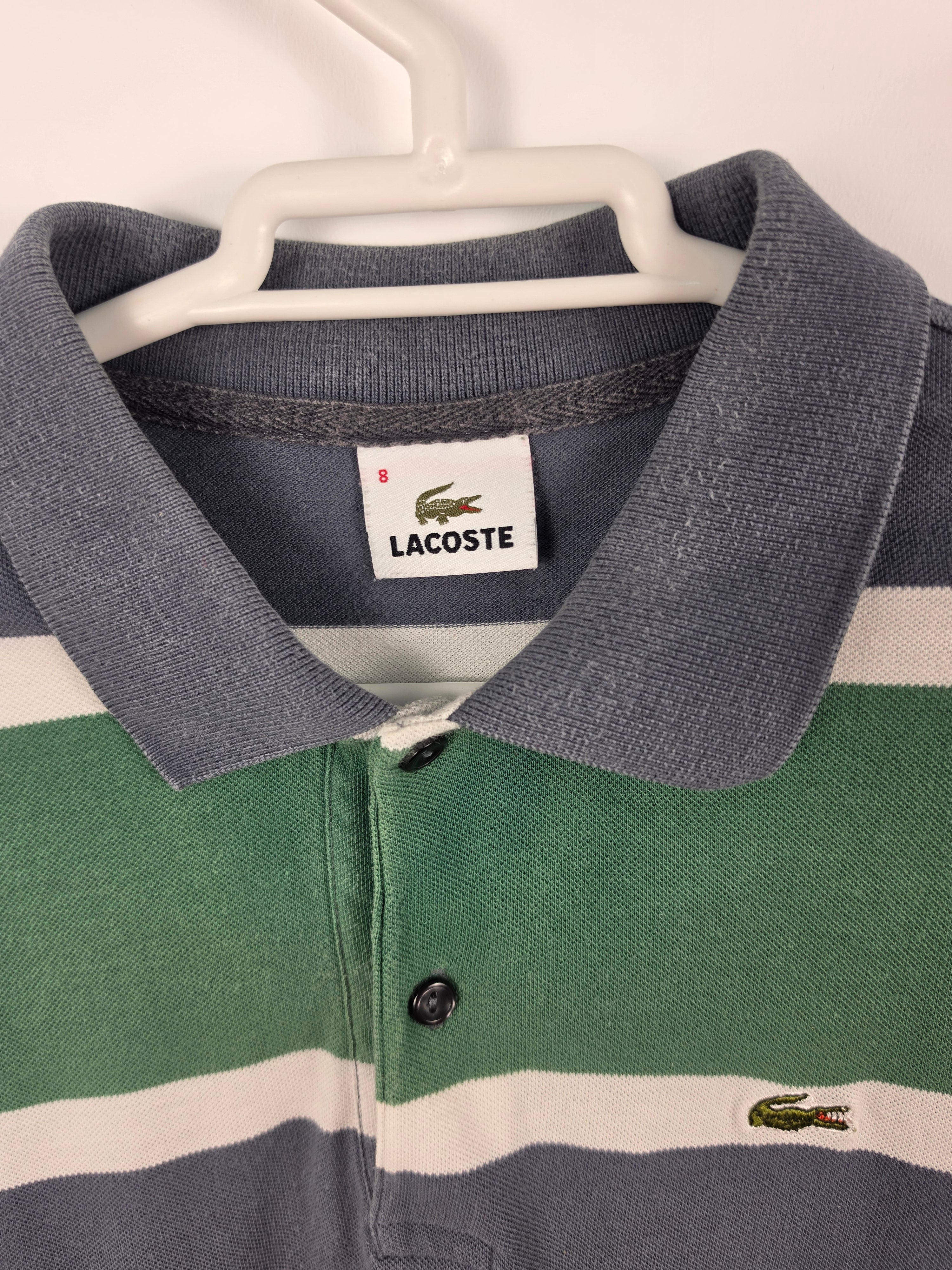 Polo de Manga Larga Lacoste Retro a Rayas Verdes y Gris Oscuro - Talla L (Etiqueta 8) - Grado A (56x75)