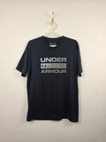Camiseta Under Armour Negra - Logo Plateado - Talla L (56x74) - Grado A