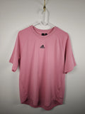 Camiseta Adidas Aeroready Rosa Pastel con Logo Central y Tres Rayas en Espalda - Talla M