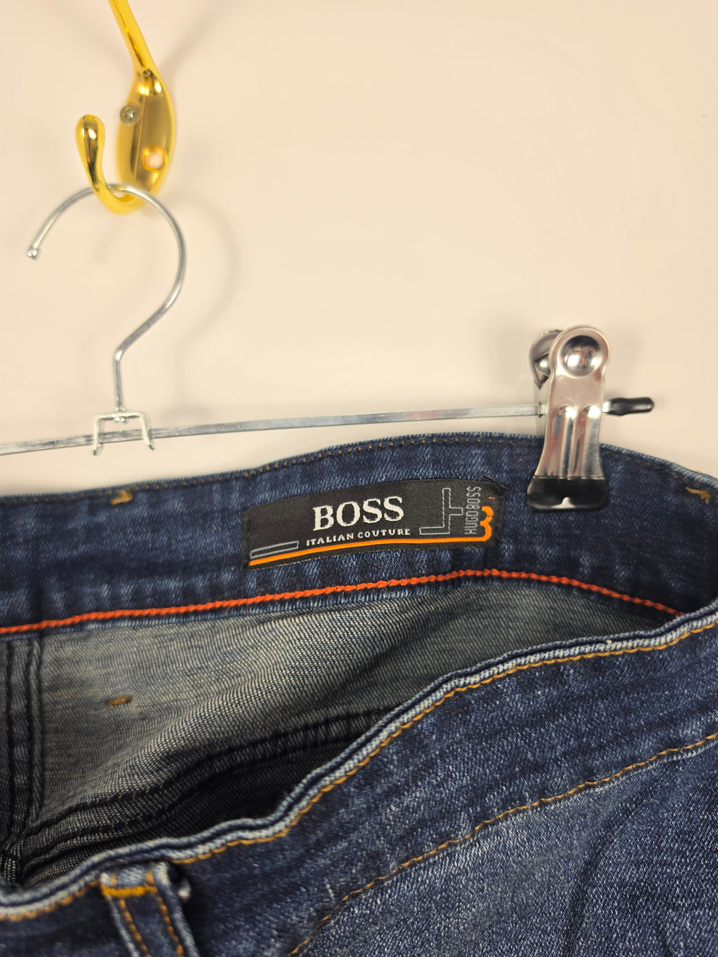 Vaqueros Hugo Boss Acid Wash - Talla 48/50 (W38) - Azul Nieve - Grado A