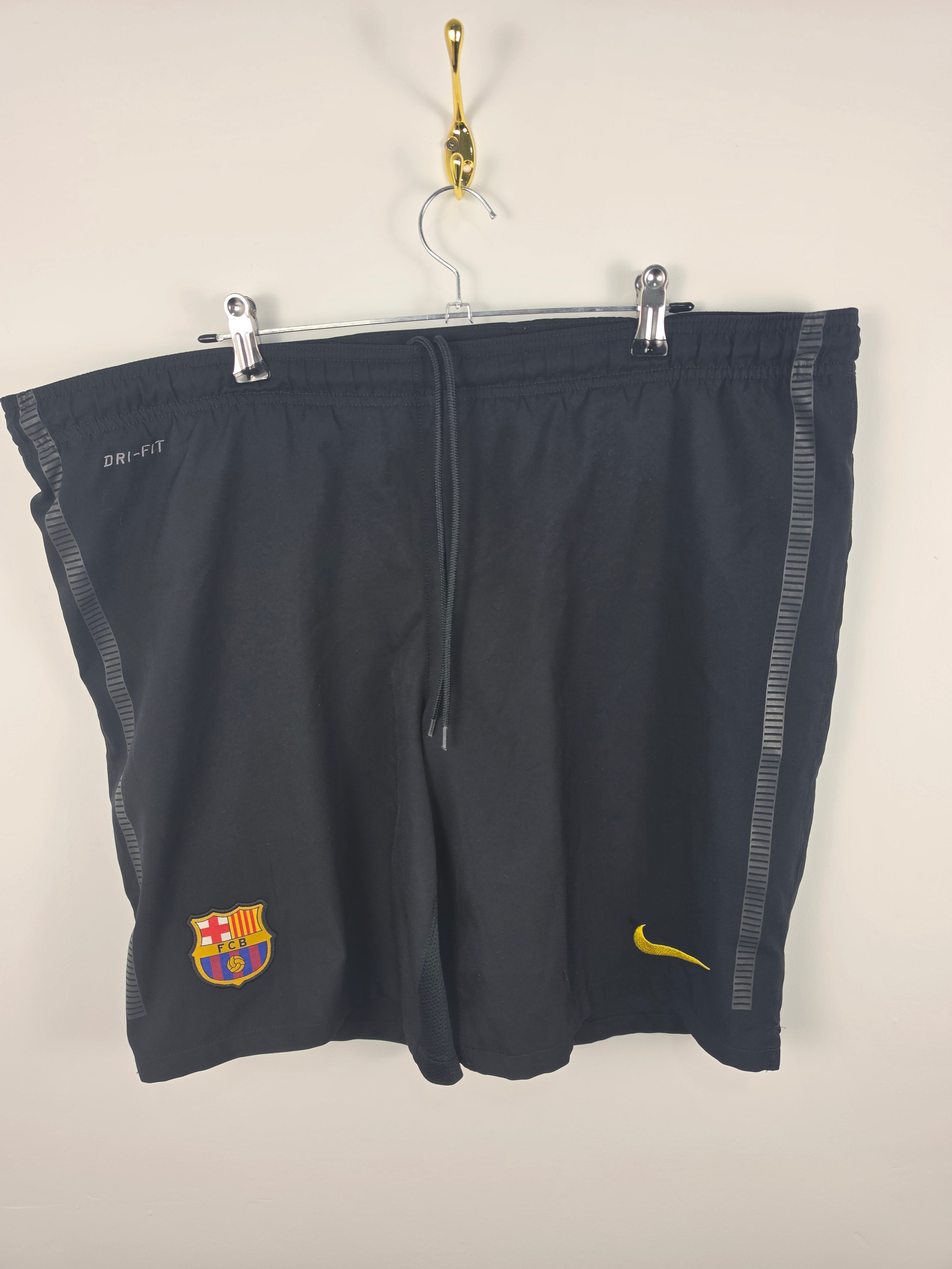 Pantalón Corto FC Barcelona Nike Dri-Fit - Entrenamiento - Talla XL