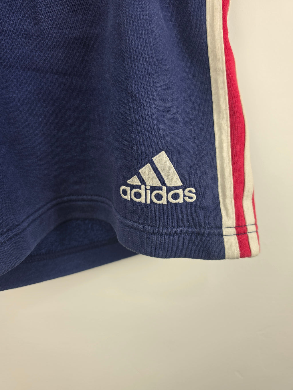 Pantalón Corto Adidas Training - Azul/Rojo - Talla S - Buen Estado
