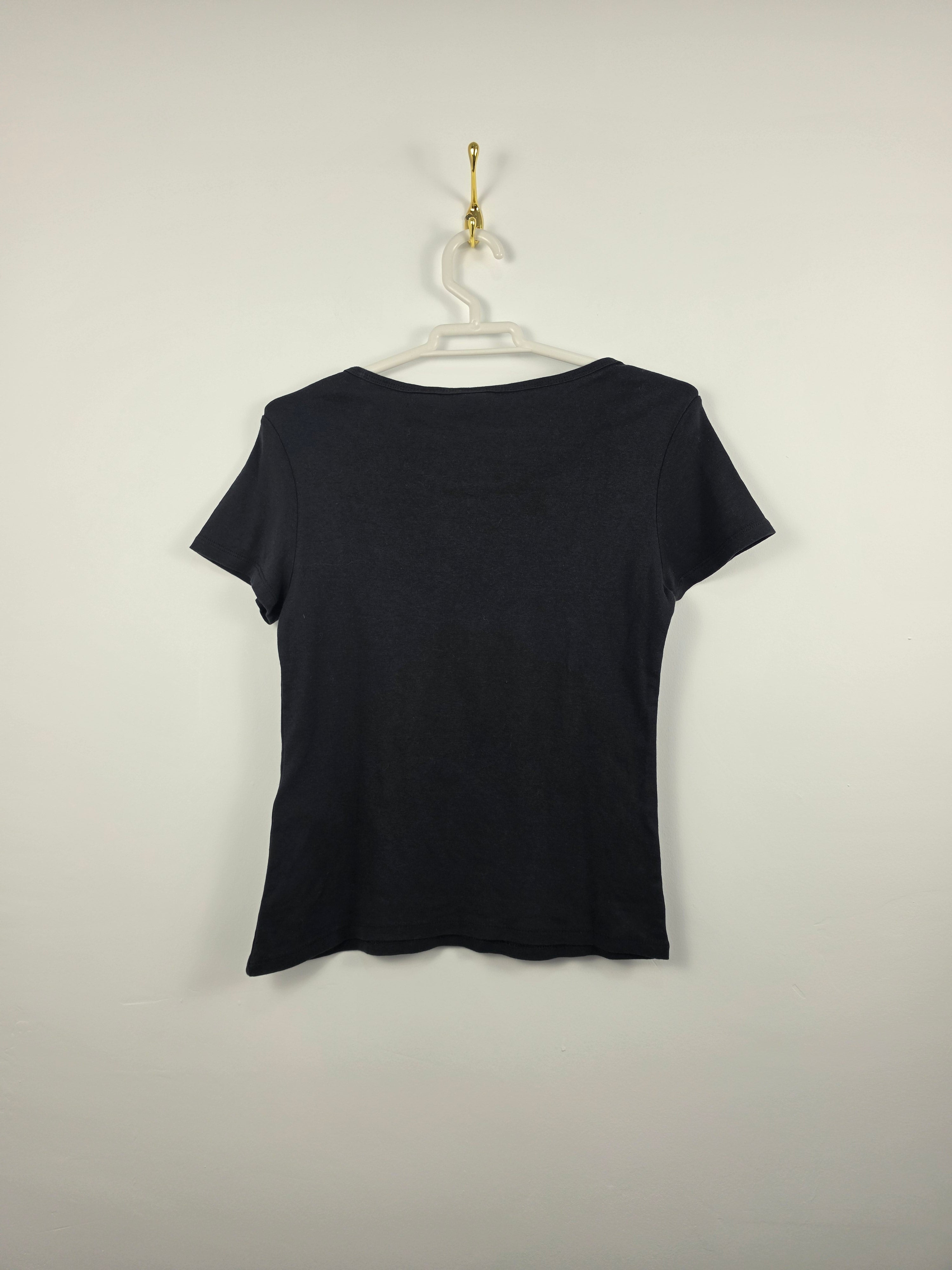 Camiseta Levi's Básica Negra Mujer - Logo Bordado - Talla M (44x57) - Grado A