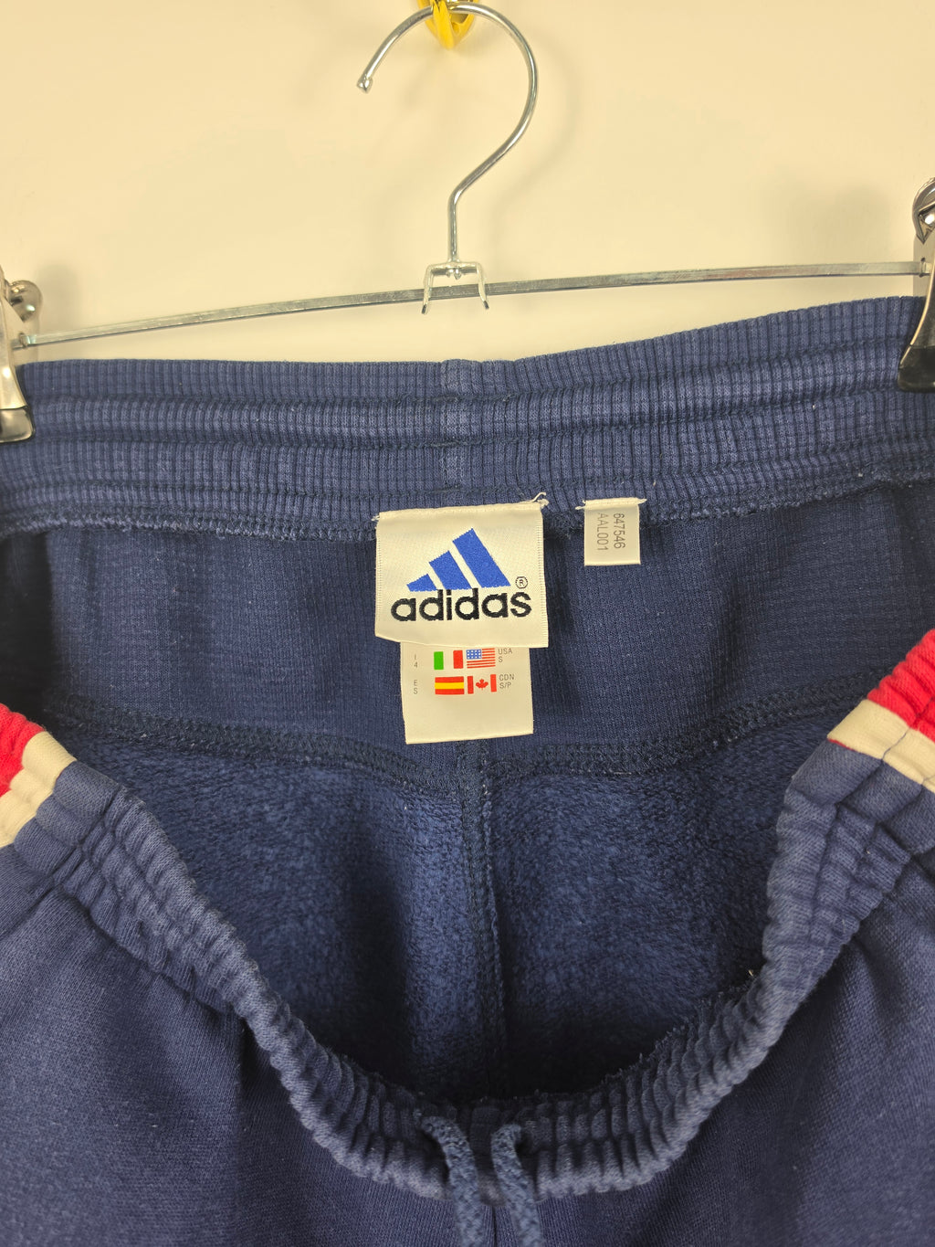 Pantalón Corto Adidas Training - Azul/Rojo - Talla S - Buen Estado