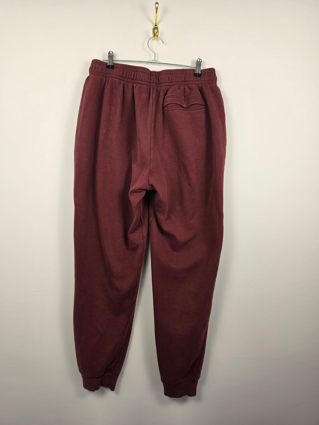 Pantalón Jogger Under Armour Mujer - Talla L - Granate - Grado A