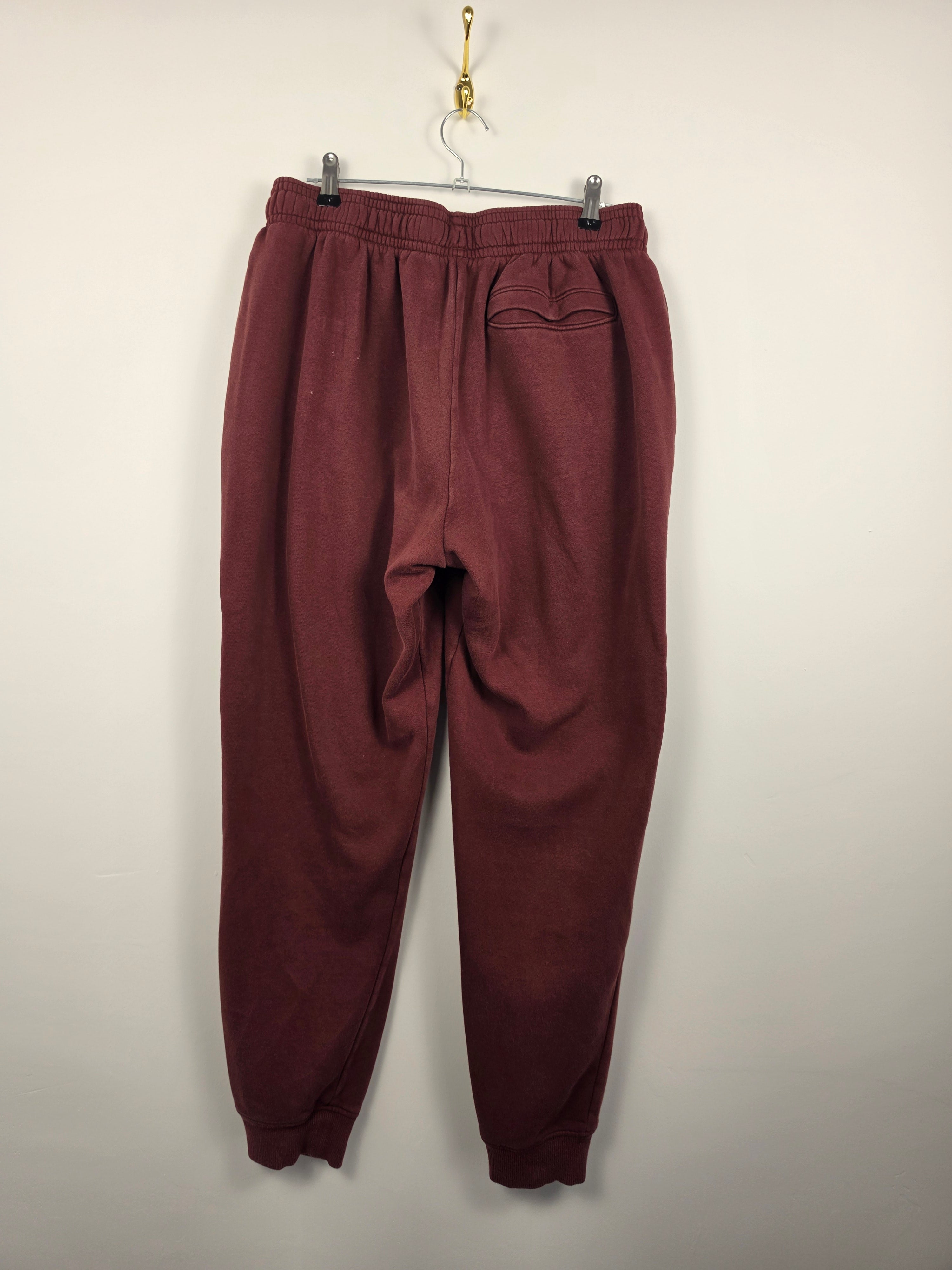 Pantalón Jogger Under Armour Mujer - Talla L - Granate - Grado A