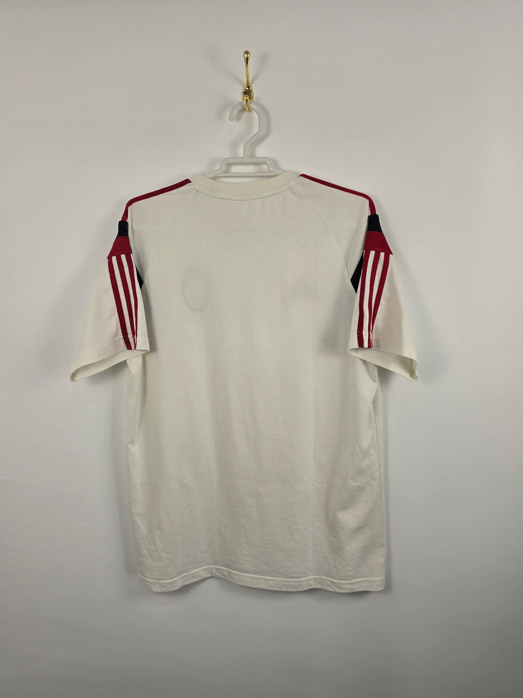 Camiseta AC Milan Adidas Blanca Algodón - Temporada 2013/14 - Talla L real (56x70) - Grado B (Sin etiqueta cuello)