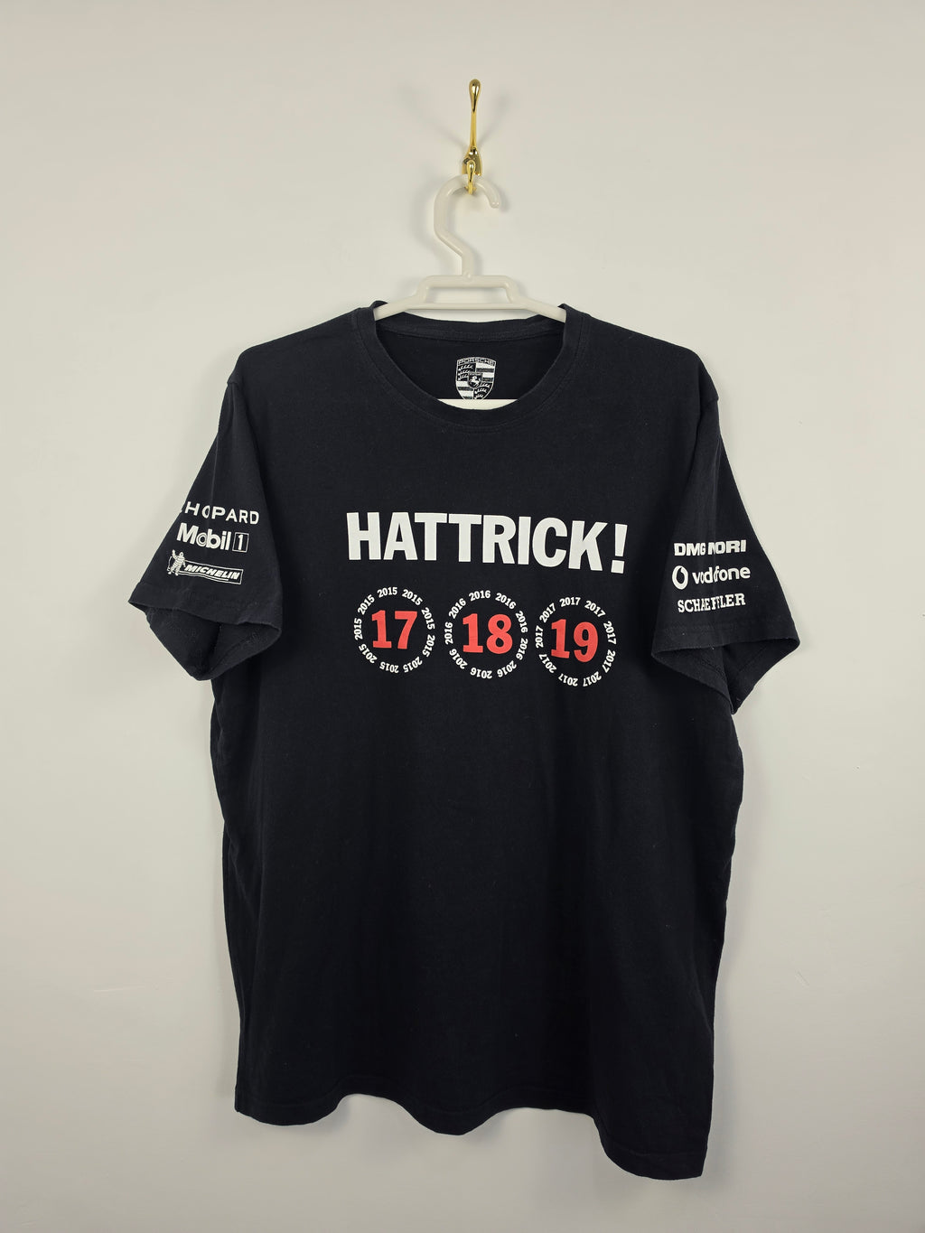 Camiseta Porsche Motorsport "Hattrick Le Mans" Negra - Talla XL real (59x74) - Grado A