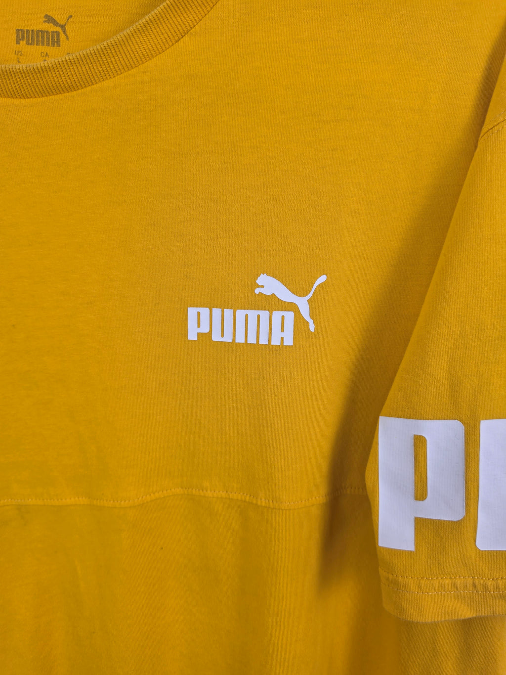 Camiseta Puma Vintage Amarilla - Logo en Mangas - Talla L - Buen Estado